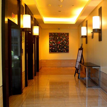 South Of Market Private Residences タギッグ エクステリア 写真