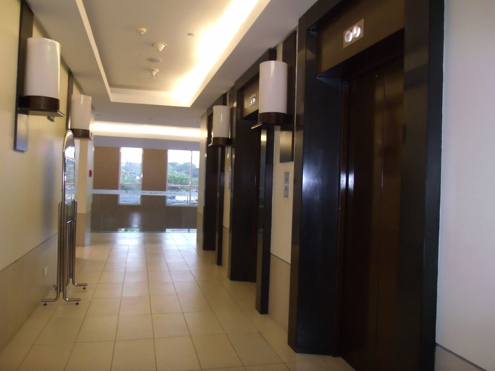 South Of Market Private Residences タギッグ エクステリア 写真